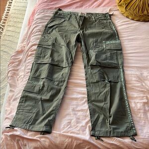Women’s vintage Green Cargo Pants